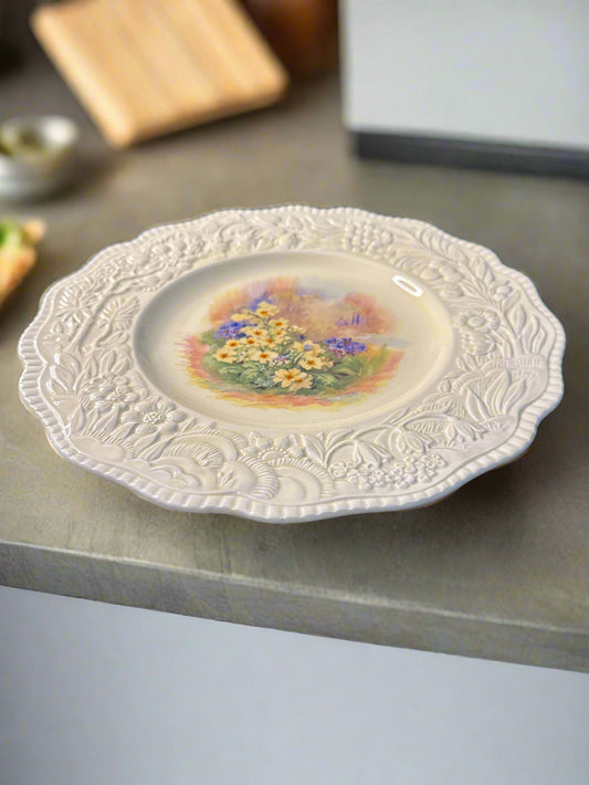 Crown Ducal England CRD221 Pattern 11" Dinner Plate