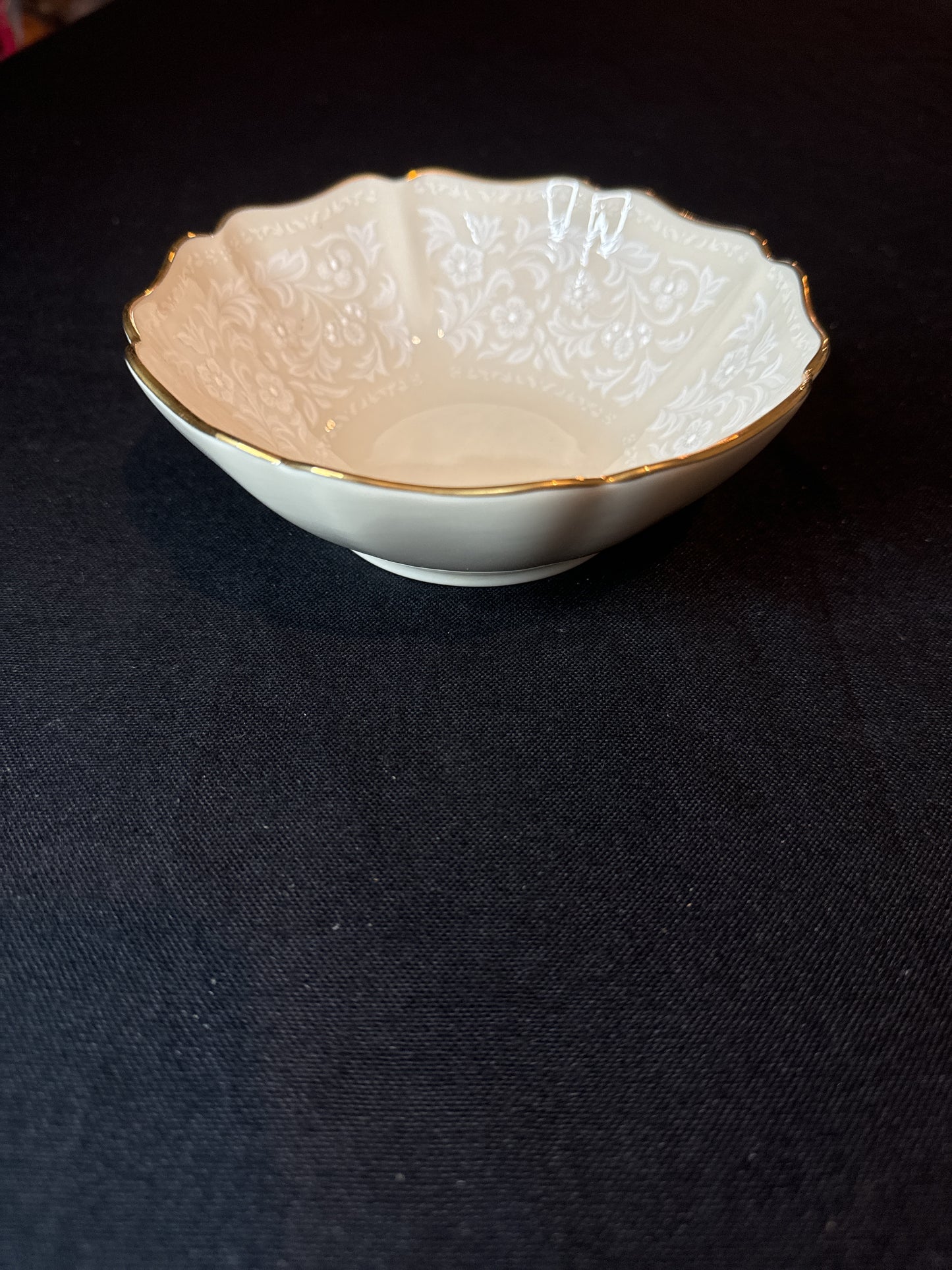 Lenox Citation Lace 5.5" All Purpose Bowl Lace Border Design