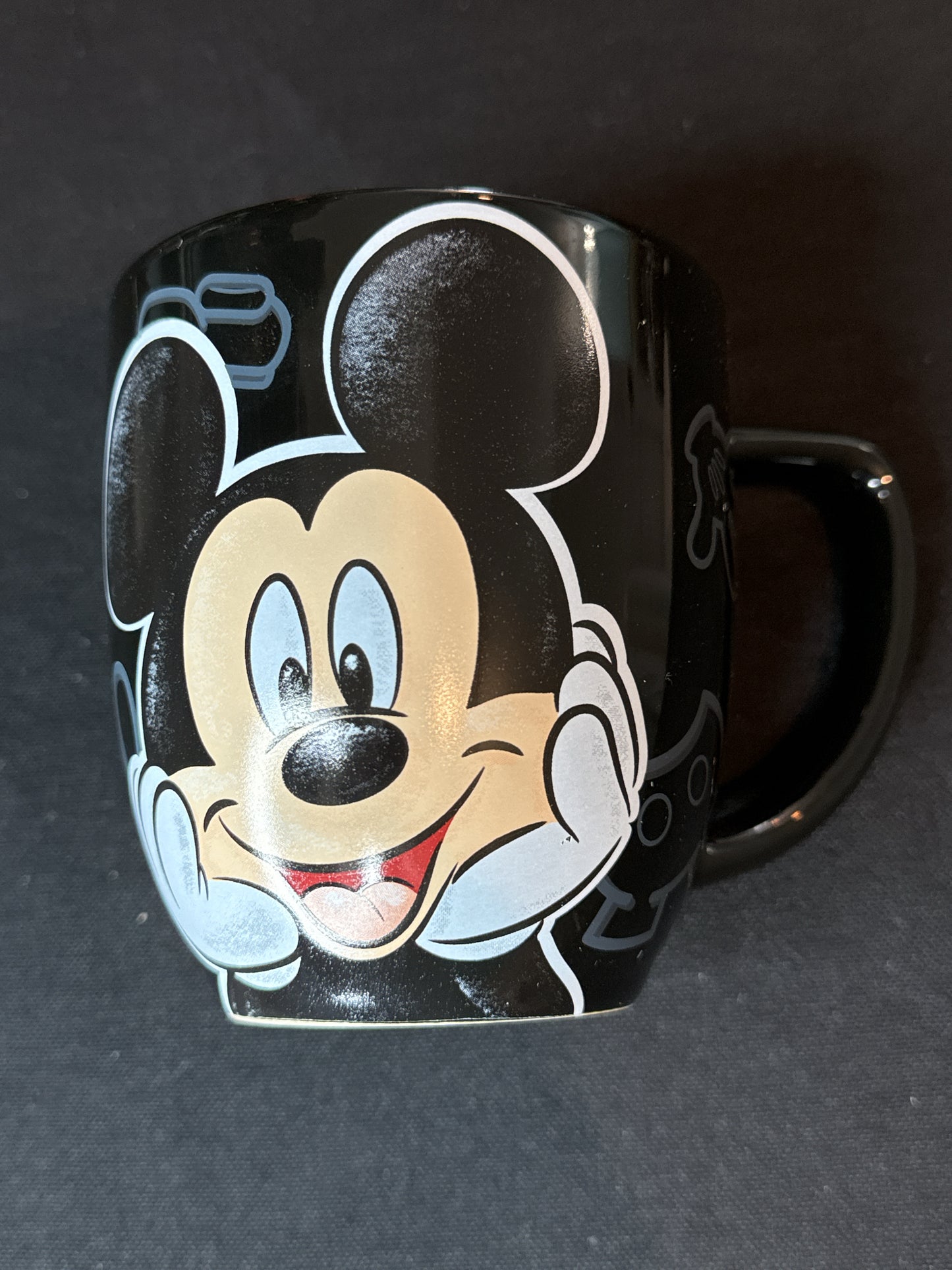 Disney Parks Mickey Mouse Portrait Ceramic Coffee Mug 12oz New Inventory