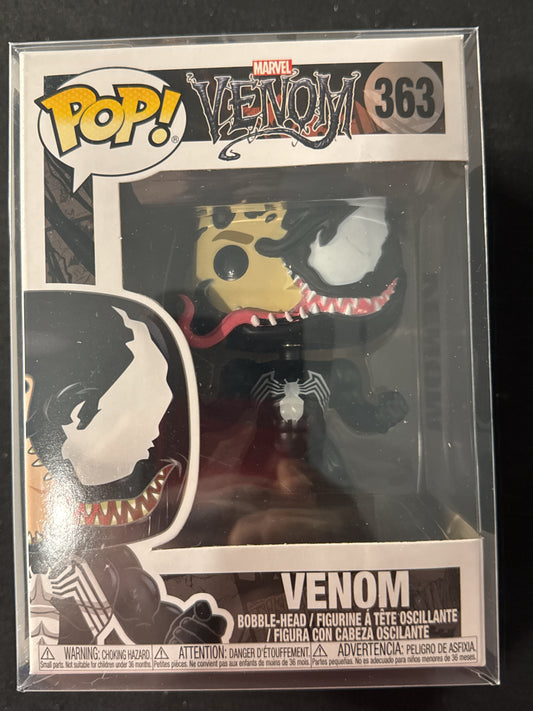 Funko Pop! Marvel Venom Bobble Head #363 New in Box with Soft Case
