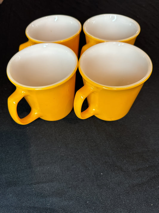 Vintage Corning Coffee Mug Set of 4 Gold/Yellow D Handle 3.75" Tall