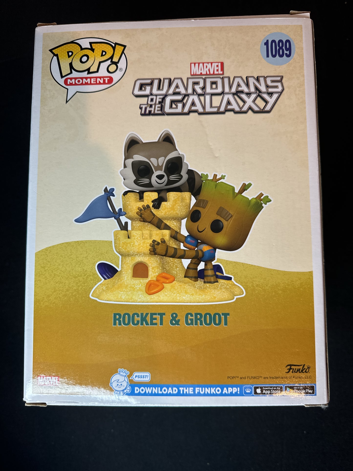 Funko Pop! Moment Marvel #1089 Rocket & Groot Beach Day Sandcastle Boxlunch Special Ed.