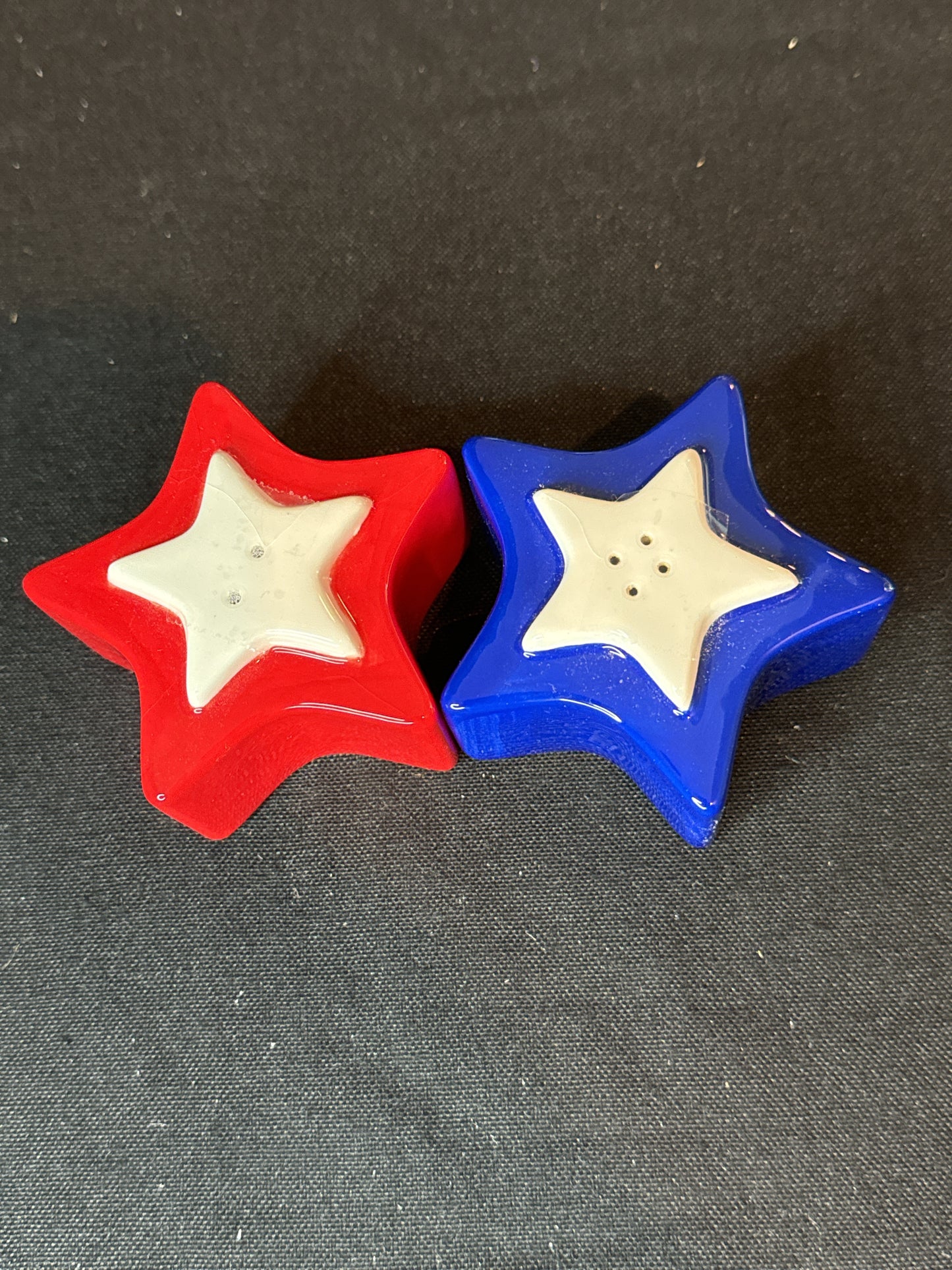 Rare Find! Red and Blue Star Ceramic Salt & Pepper Shakers New 3" Wide 1.5" Tall