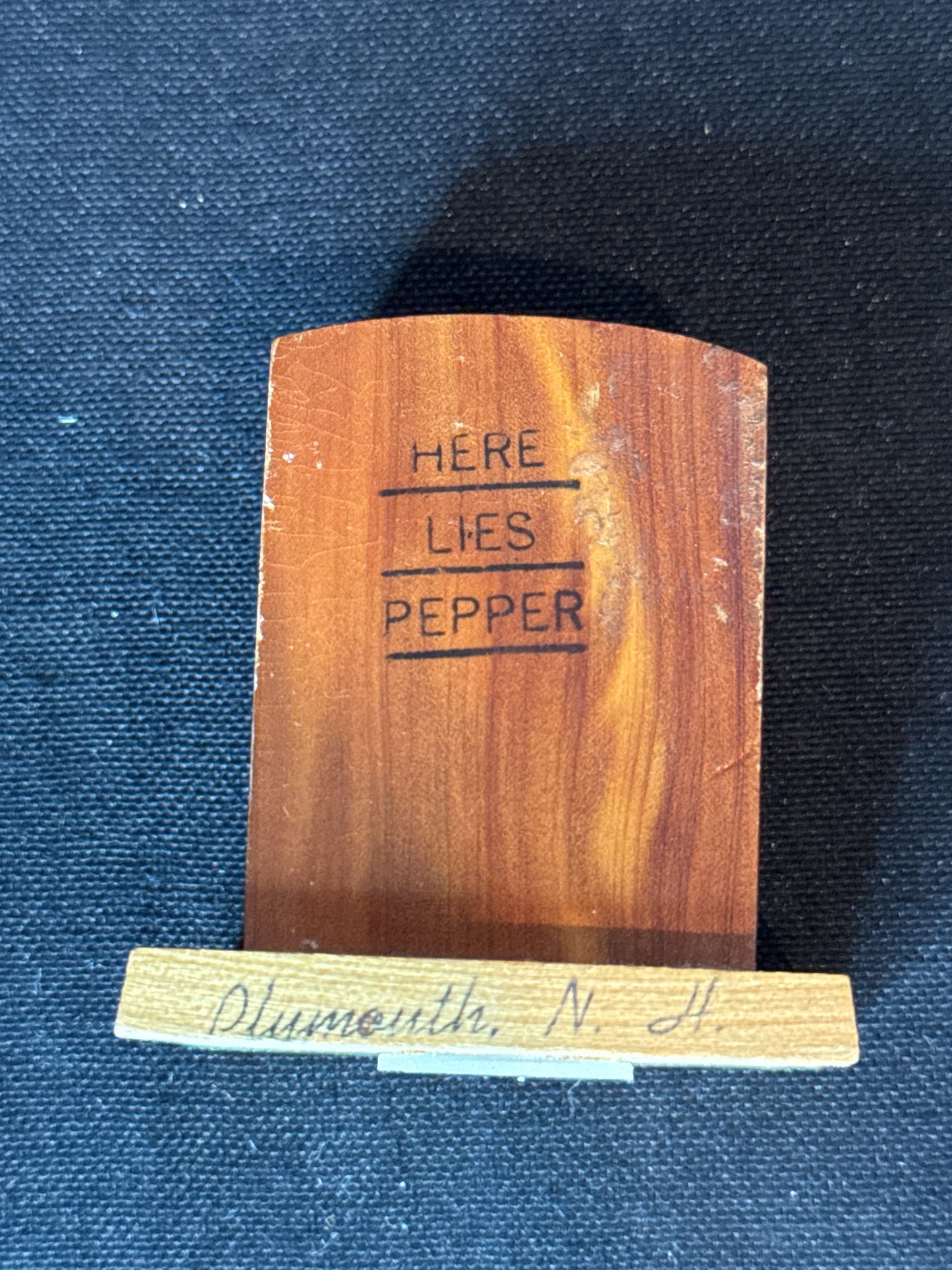 Wooden Gravestone Salt & Pepper Shakers 2 1/8" Tall "Here Lies Salt & Pepper" Plymouth, NH