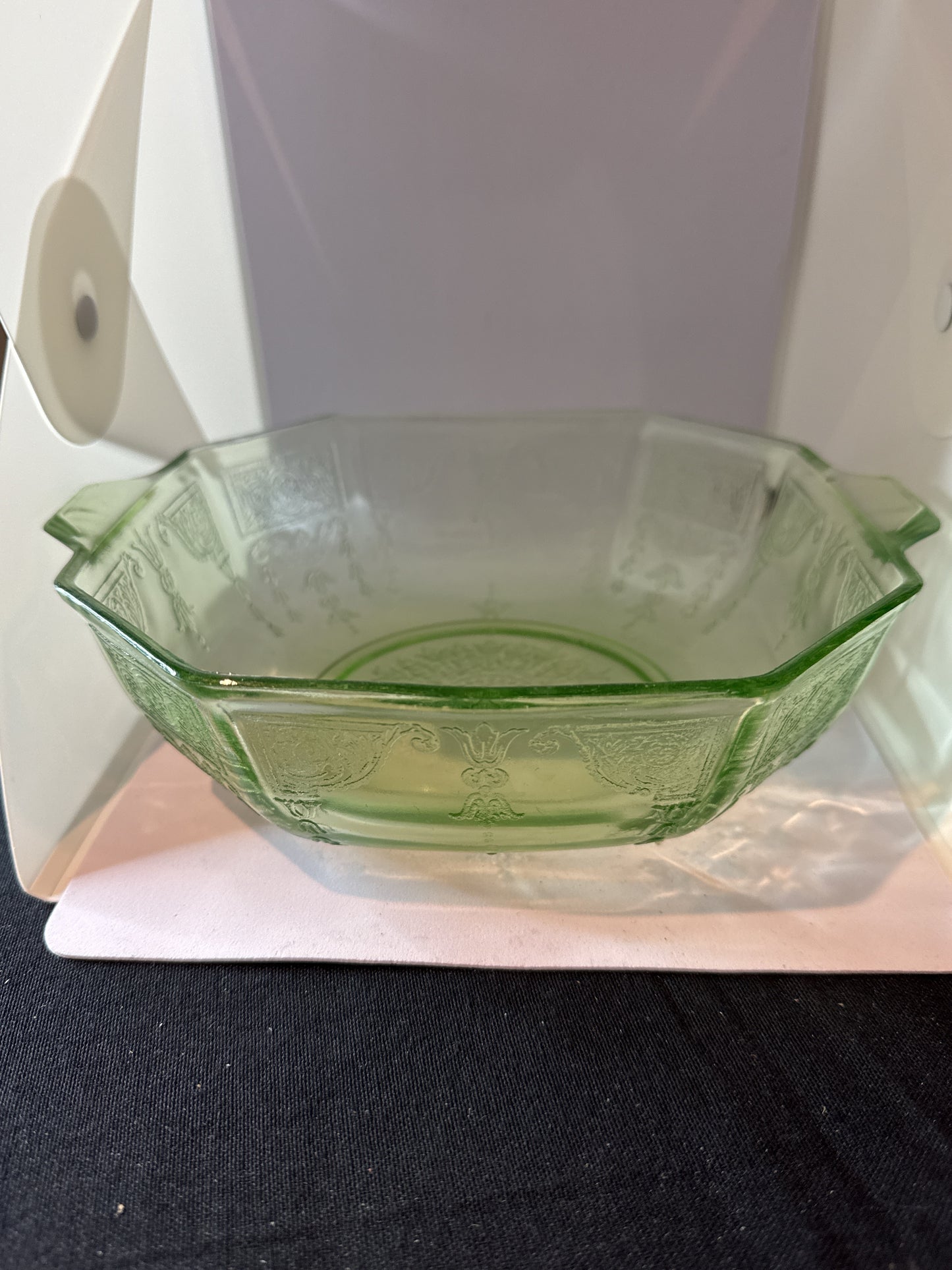 Depression Glass Princess Green 9" Octagonal Salad Serving Bowl Glows Uranium Glass