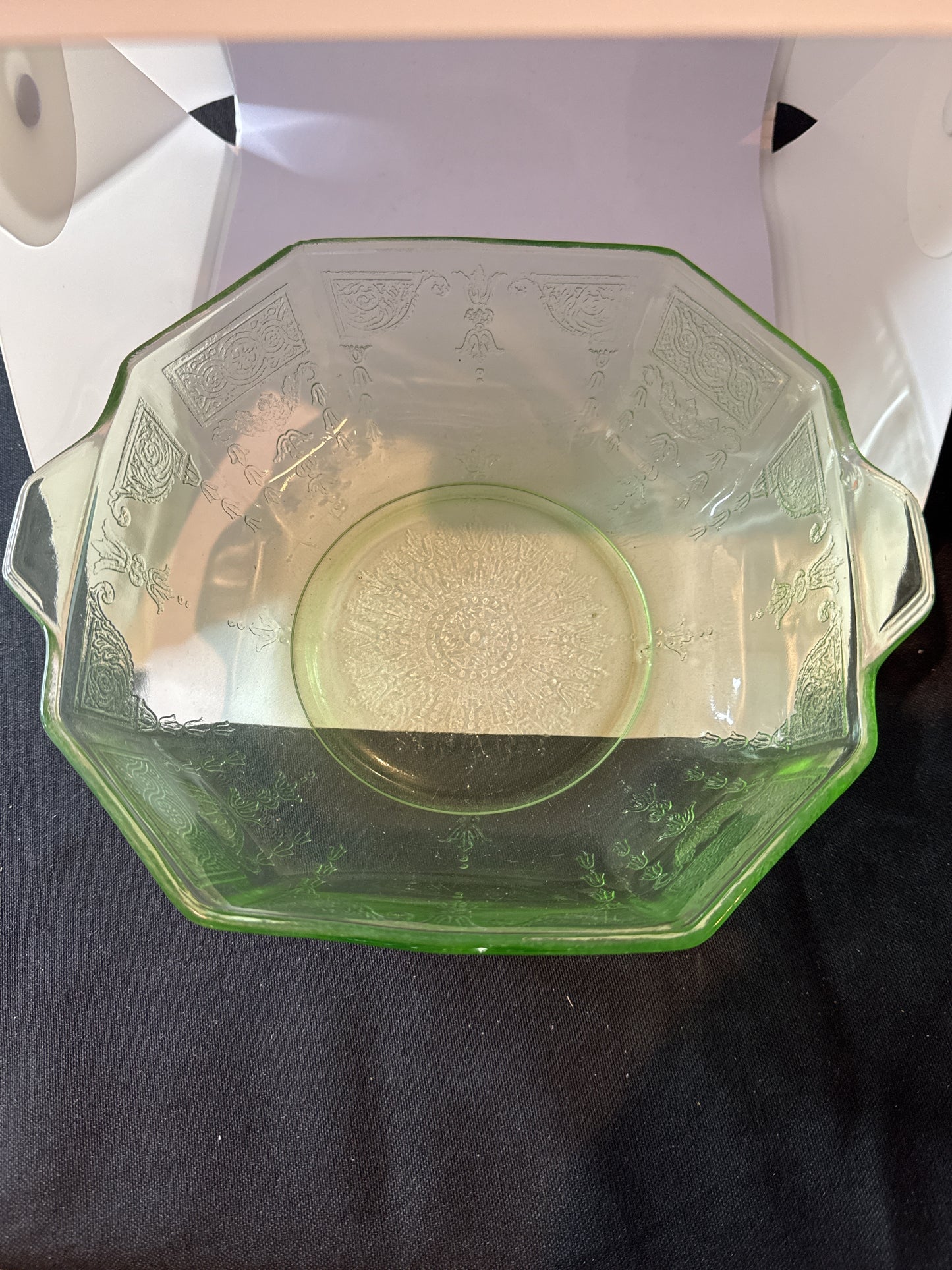 Depression Glass Princess Green 9" Octagonal Salad Serving Bowl Glows Uranium Glass