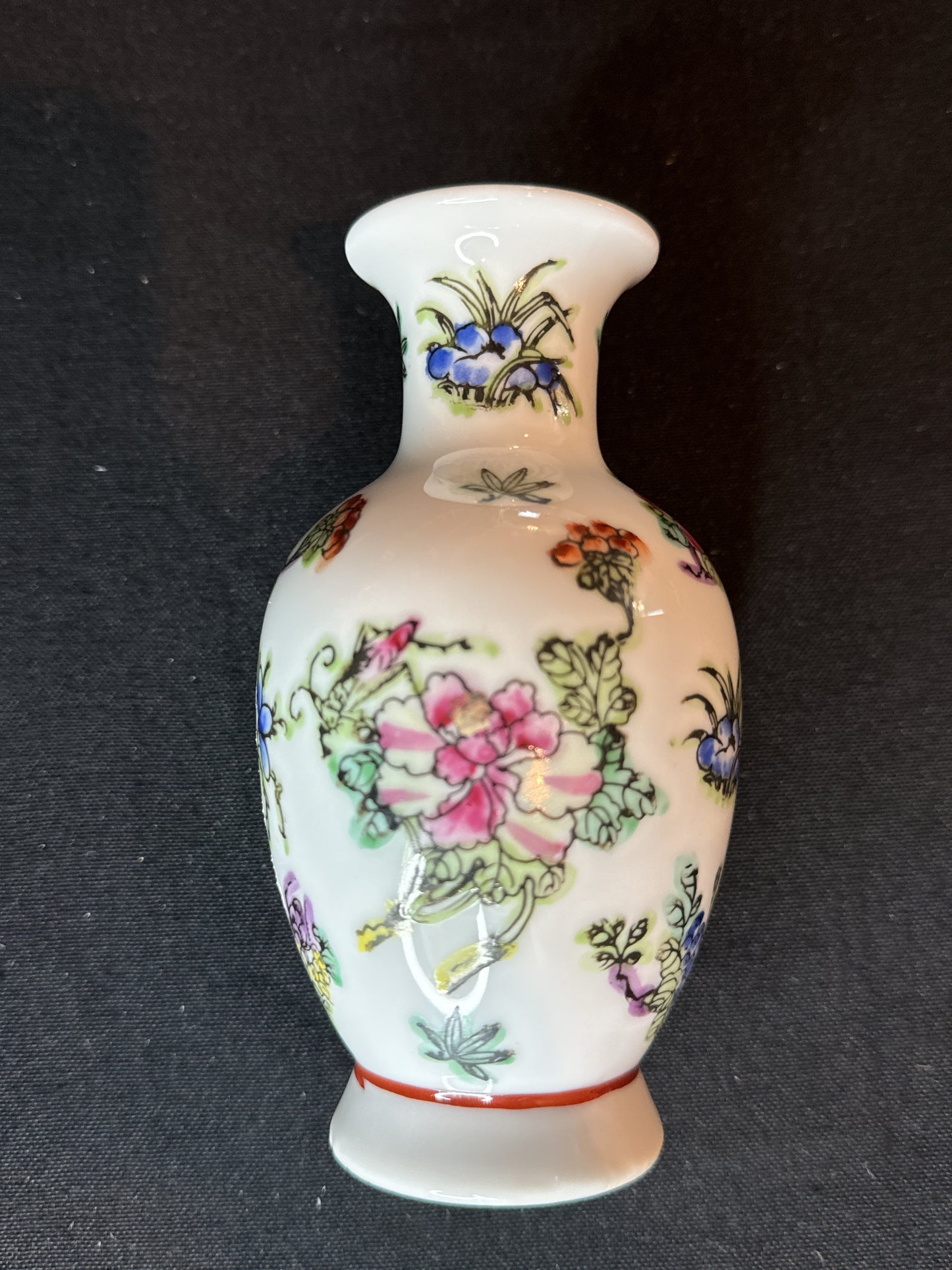 Vintage Japanese Porcelain Vase 5.5" Tall