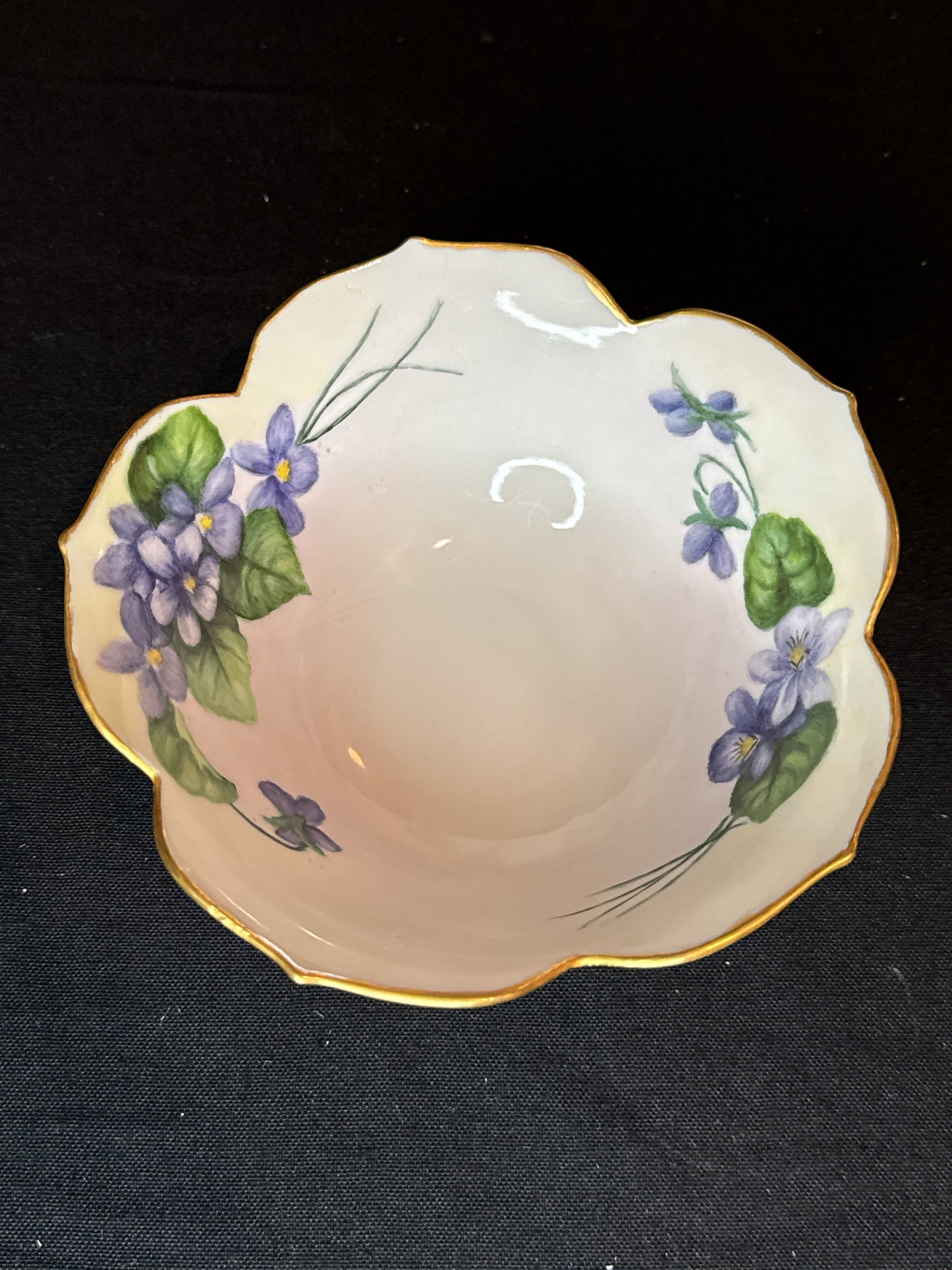 Purple Lotus Bowl 6" Diameter Flowers