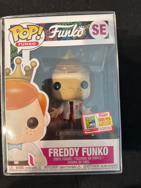 Funko Pop! Freddy Funko SE White Letterman Jacket Rare 5000 Pcs NIB w/ Soft Case