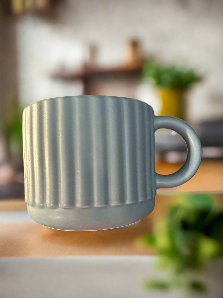 Pfaltzgraff Coffe Cup Mug Blue 3 5/8" Tall 4.25" Wide Ridged Sides Never Used