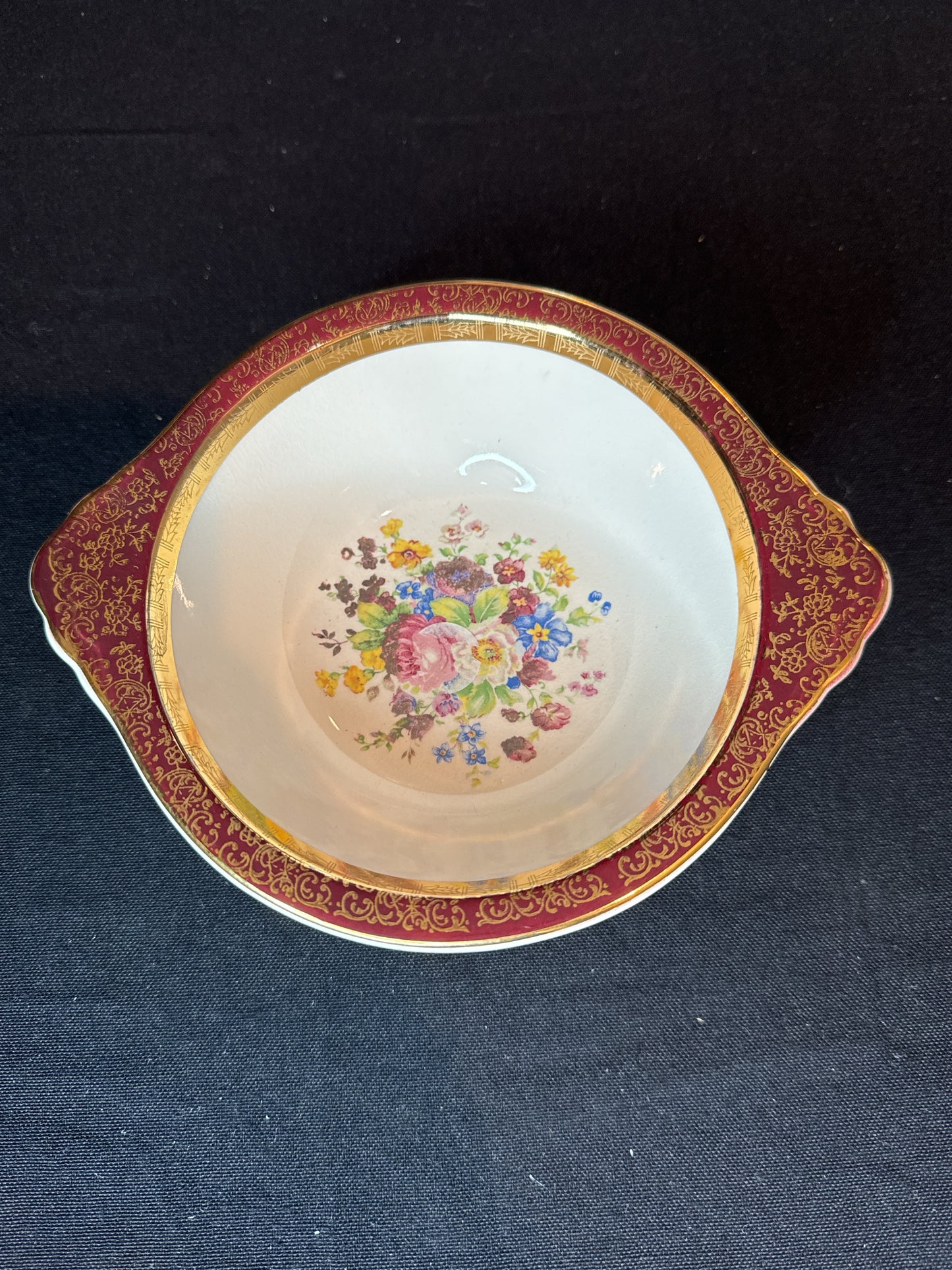 Century by Salem Pattern Aristocrat-Maroon (Floral Center) Cereal Bowl 7 1/8" Wide 2 Lugs