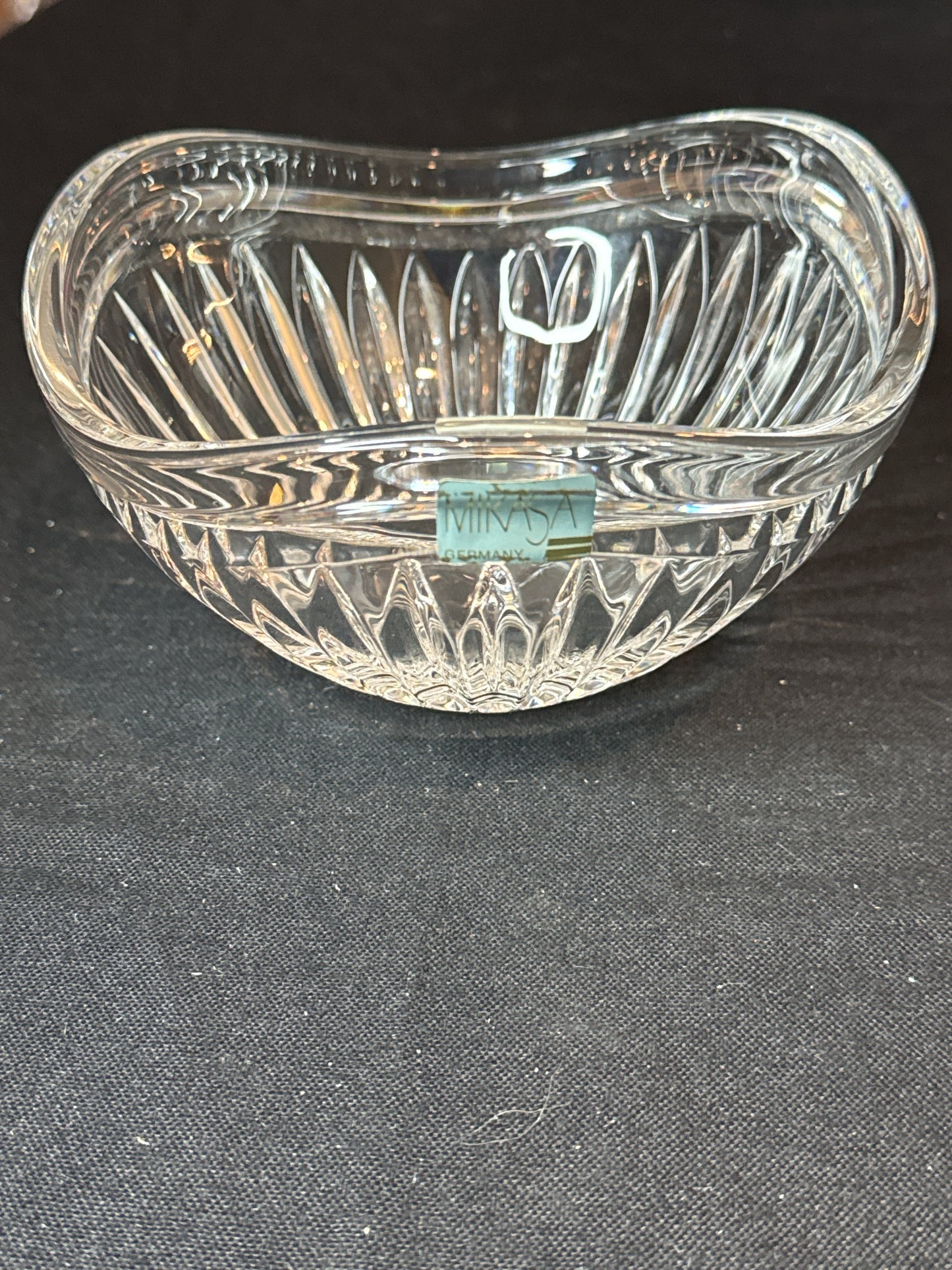 Mikasa Germany 5.75" Triangular Crystal Clear Bowl/Dish Cimmarron Pattern