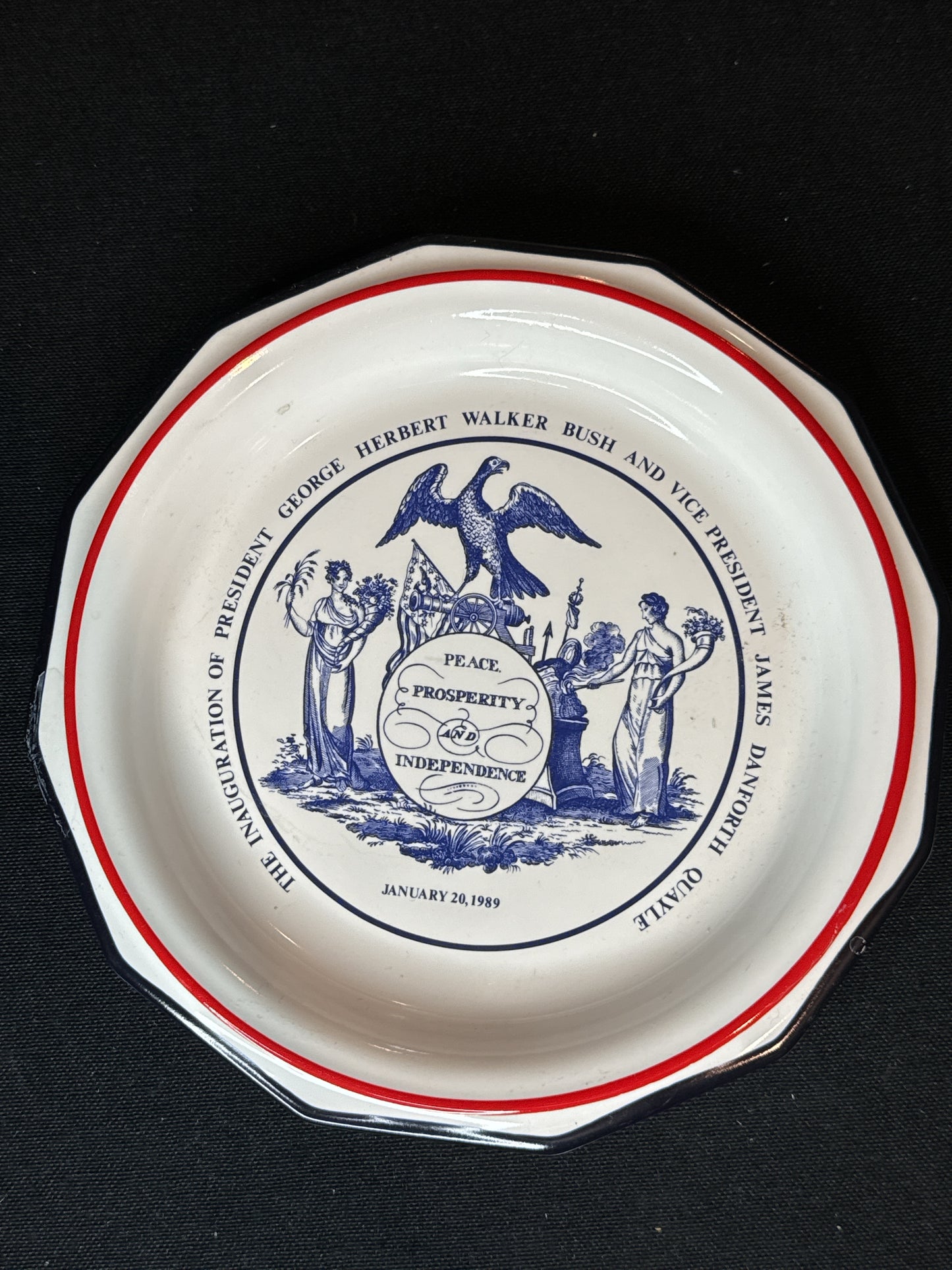 The Inauguration of President George H. Bush Vice President Quayle Commemorative Plate 7"