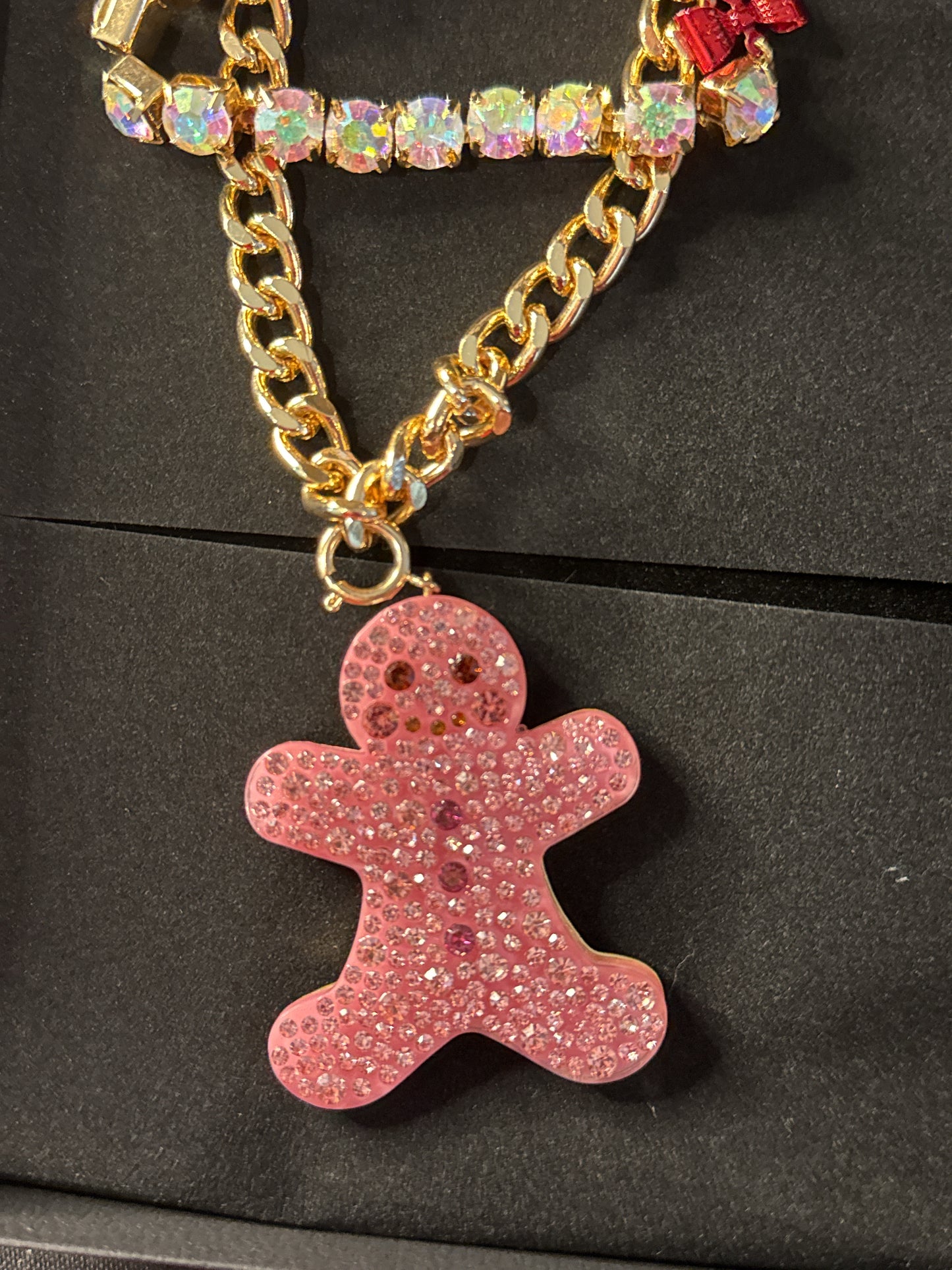 Betsy Johnson Holiday Pink Gingerbread Necklace Ornament Removable Pendant New in Box