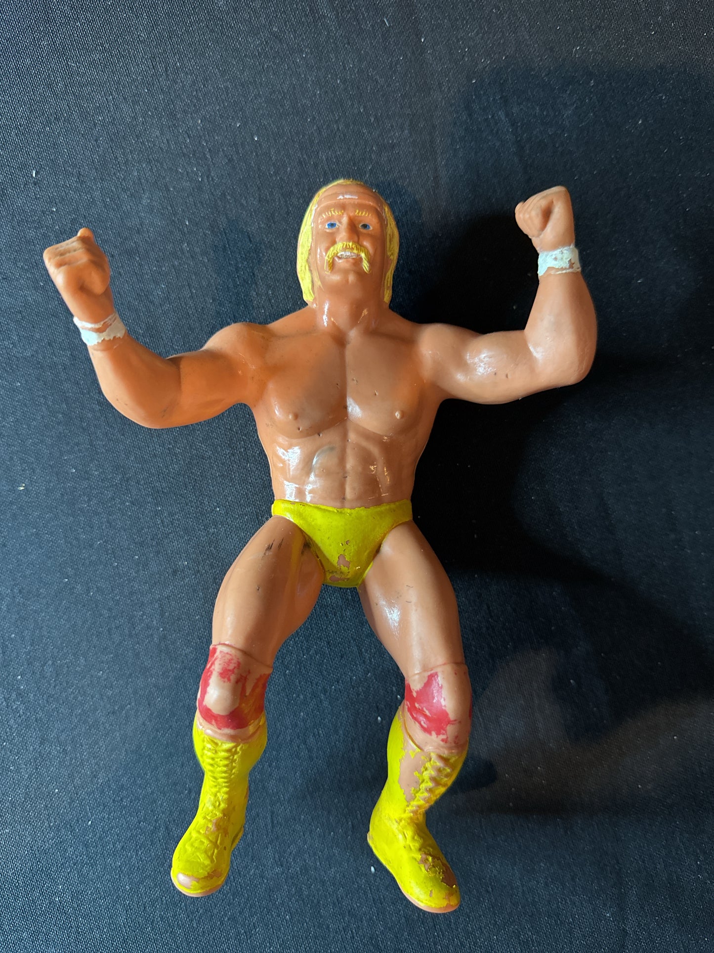 Vintage Hulk Hogan WWF/WWE Rubber LJN Wrestling Figure 1984 Original 8" Tall I