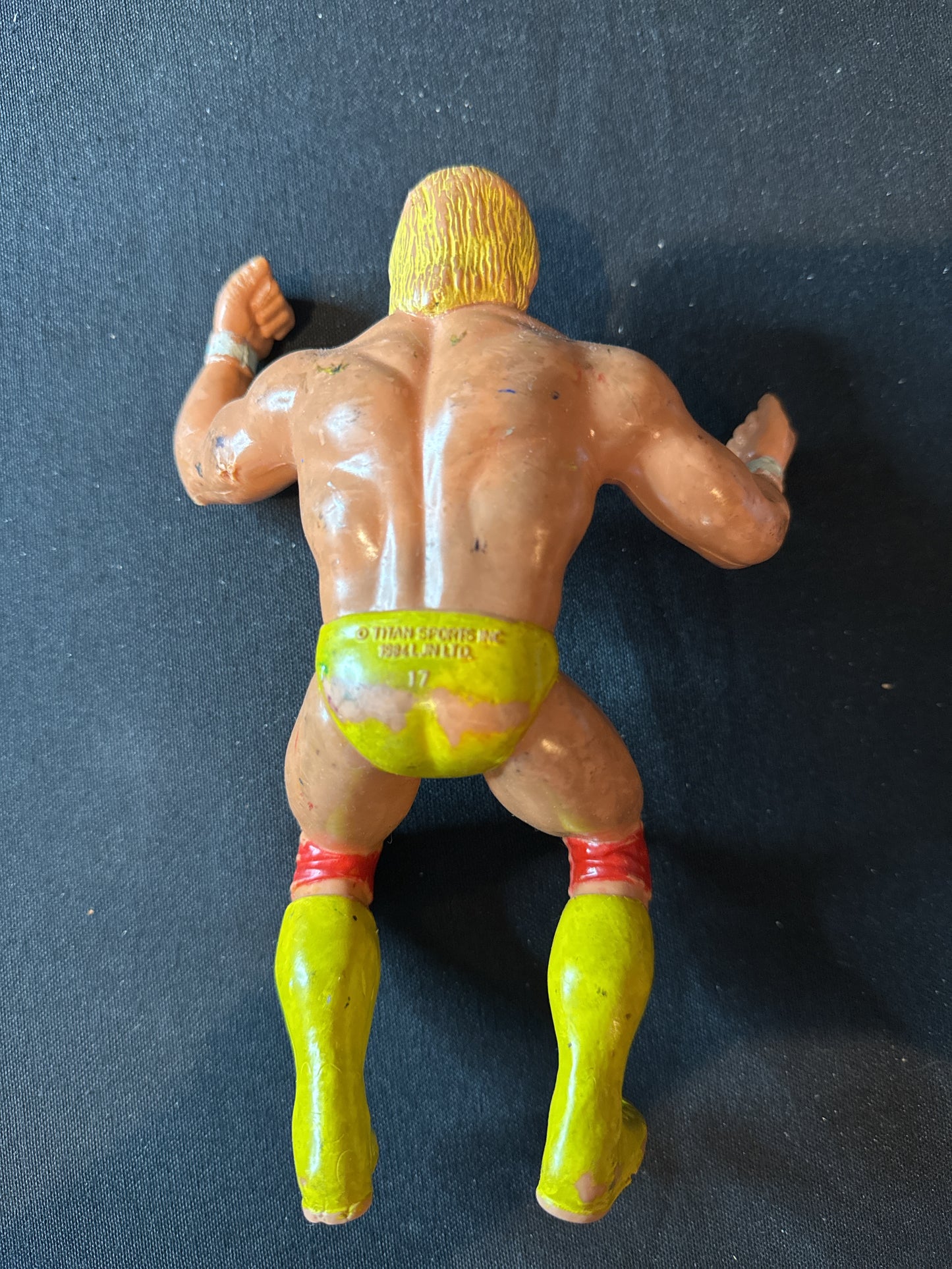 Vintage Hulk Hogan WWF/WWE Rubber LJN Wrestling Figure 1984 Original 8" Tall K