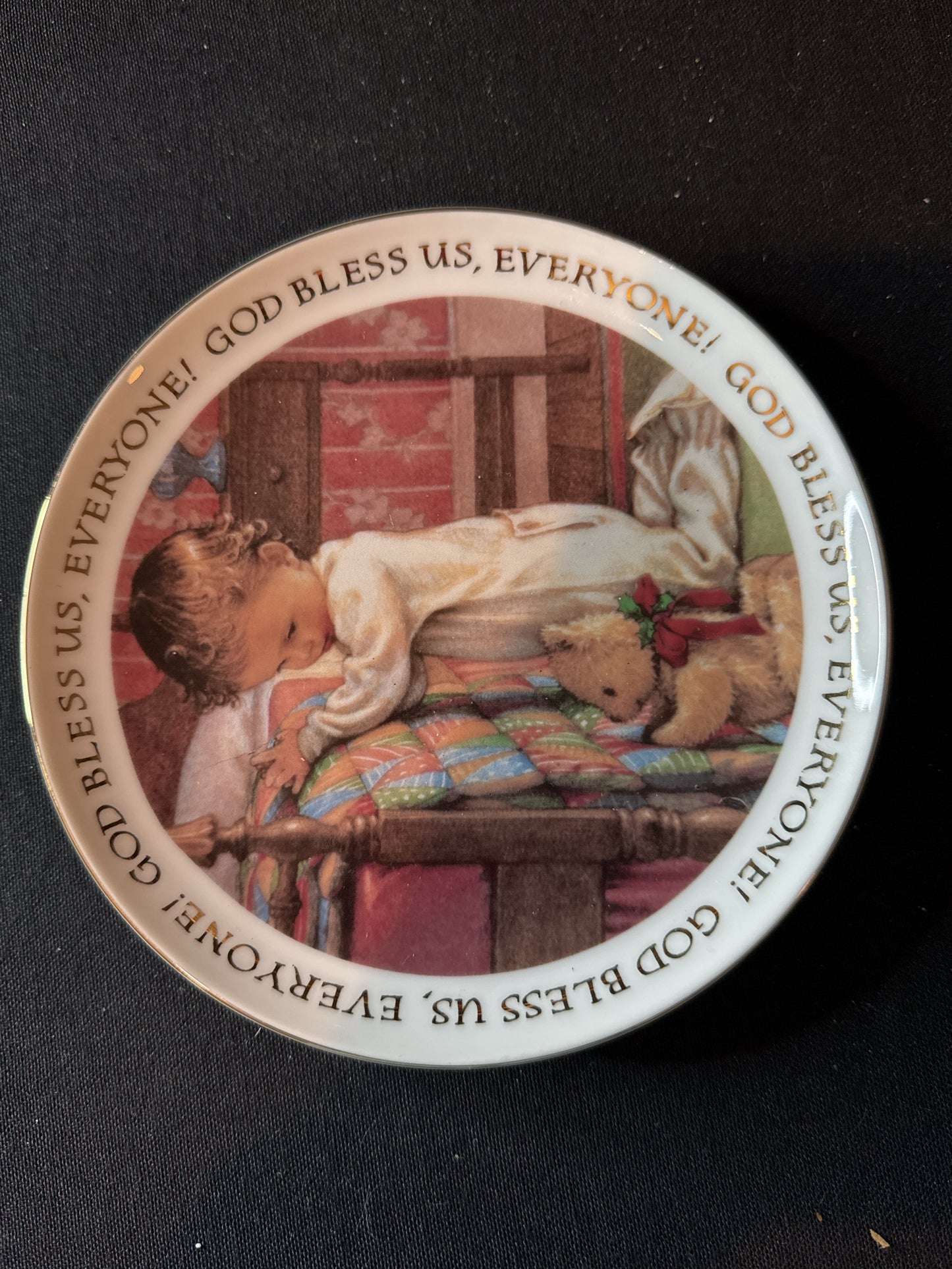 Fine Porcelain Decorative Plate Christmas Blessings Kathy Lawrence Praying Boy 6.25" Wide