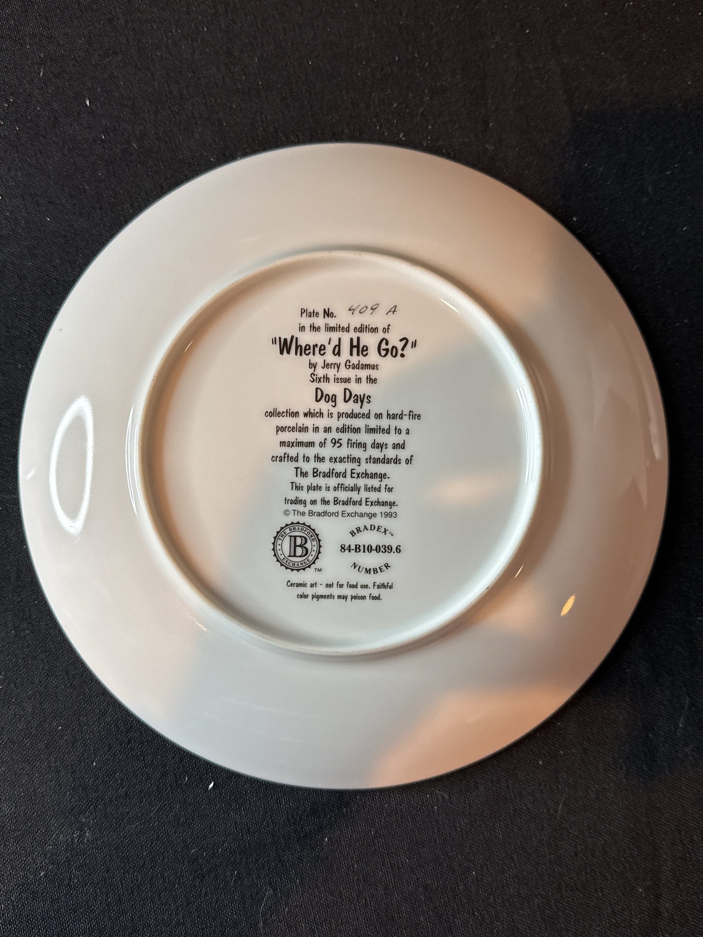 Bradford Exchange Dog Days Collection "Where'd He Go?" Plate 8 3/8" Wide