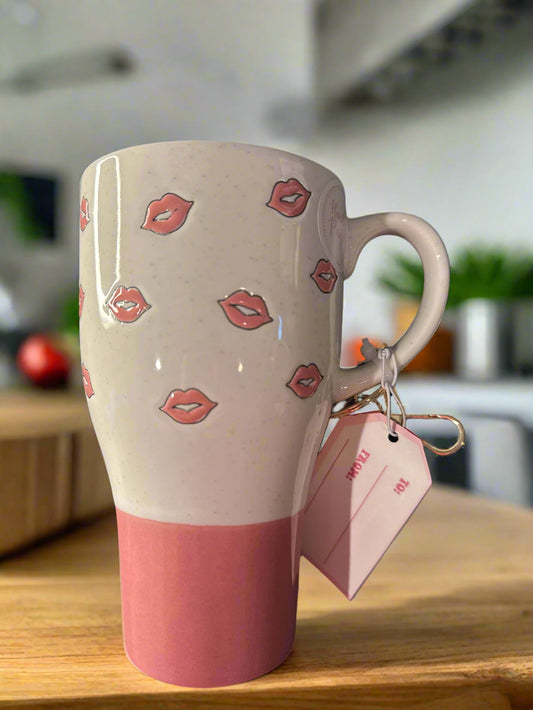 Tall Sheffield Home Coffee Mug Cup Kisses Hand Painted Heavy with Key Chain New w/ Tags