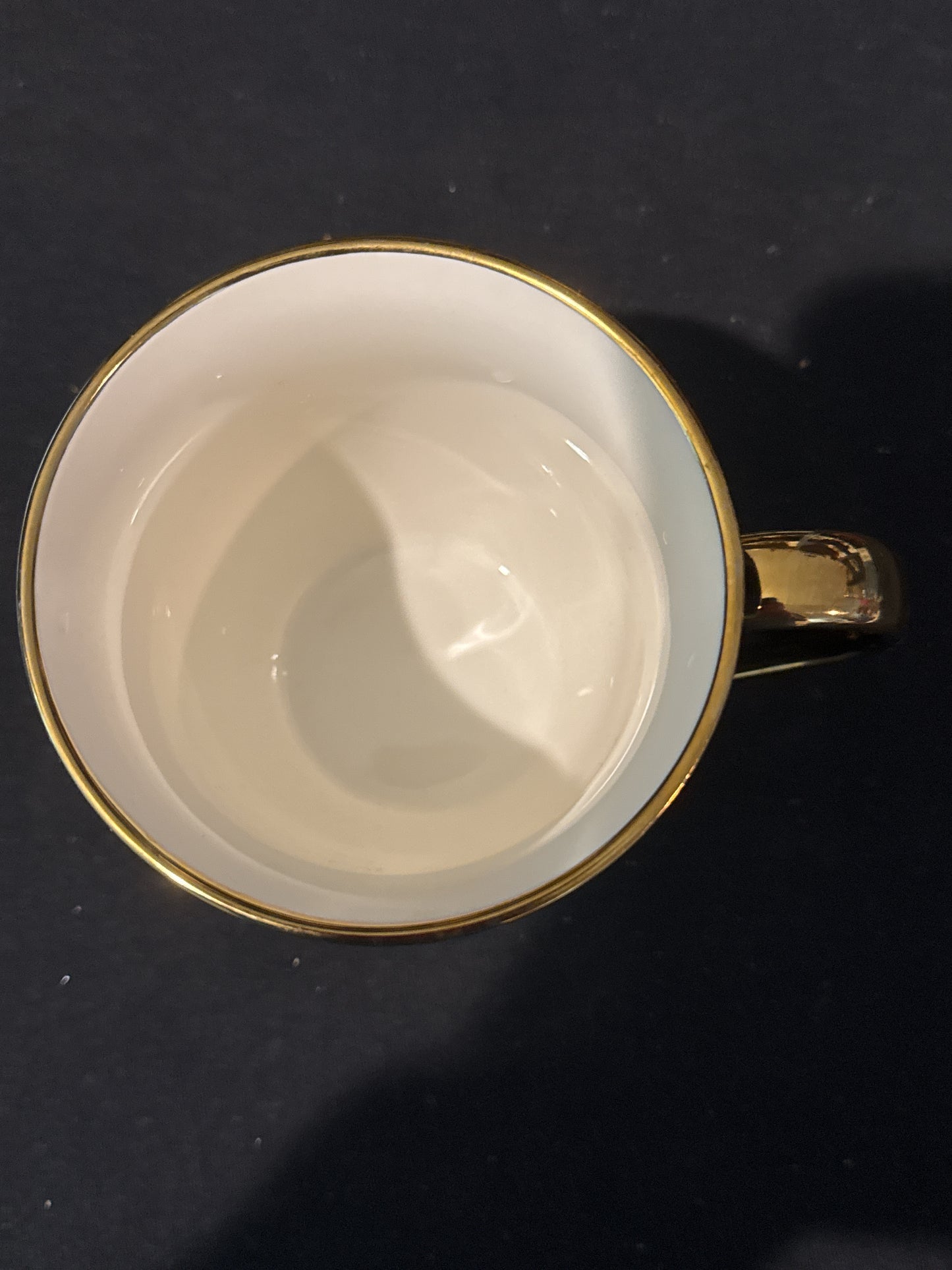 Pero Primero El Cafe Black and Gold Coffee Cup Mug Bilberry Lane 4.25" Tall. New