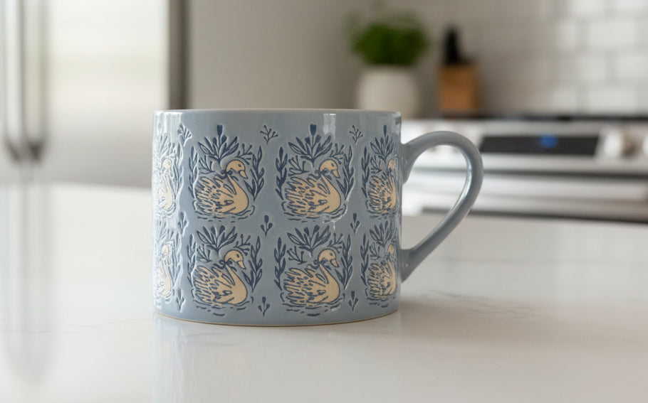 Fig & Fern Blue Swan Coffee Cup Mug Large 3.5" Tall x 4 3/8" Wide New