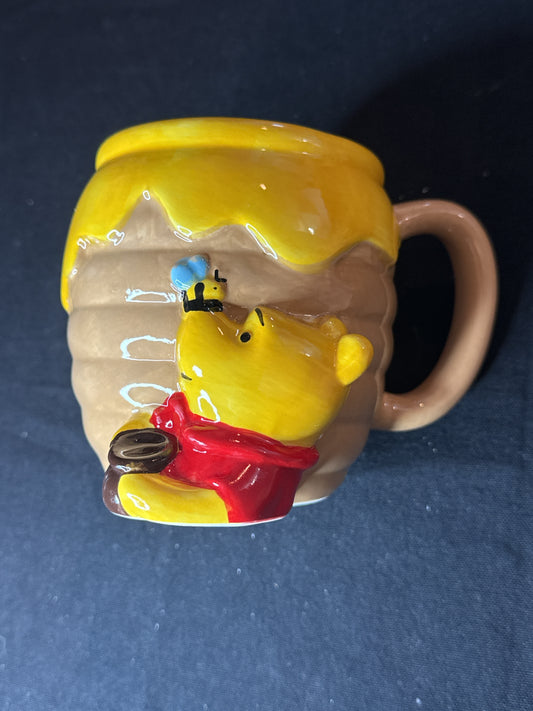 Winnie the Pooh Hunny Pot Large Coffee Mug Disney Bee Ceramic 3D Sculpted New