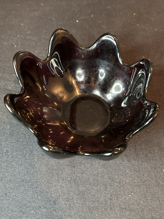 Blenko Art Glass Scalloped Lotus Eight Petal Amethyst Bowl Signed Richard Blenko 2000