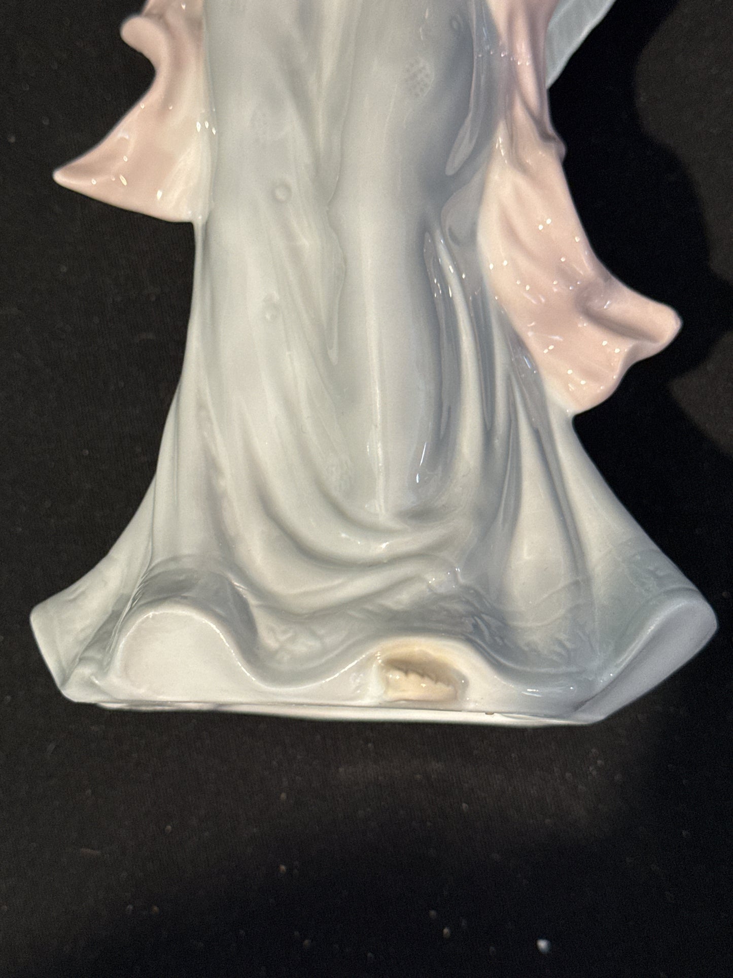 Porcelain Angel Playing Violin 10" Tall Beautiful Color Excellent Condition