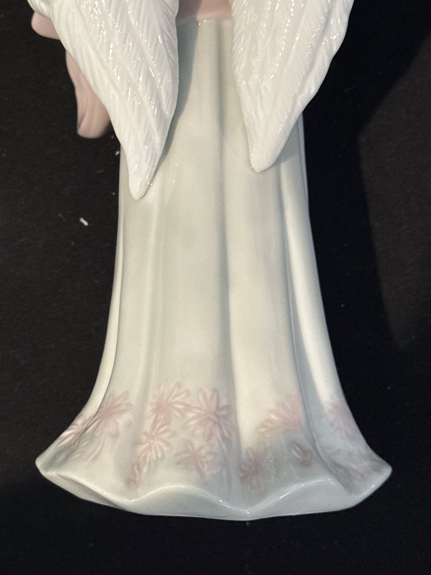 Porcelain Angel Playing Tamberine 10" Tall Beautiful Color Excellent Condition