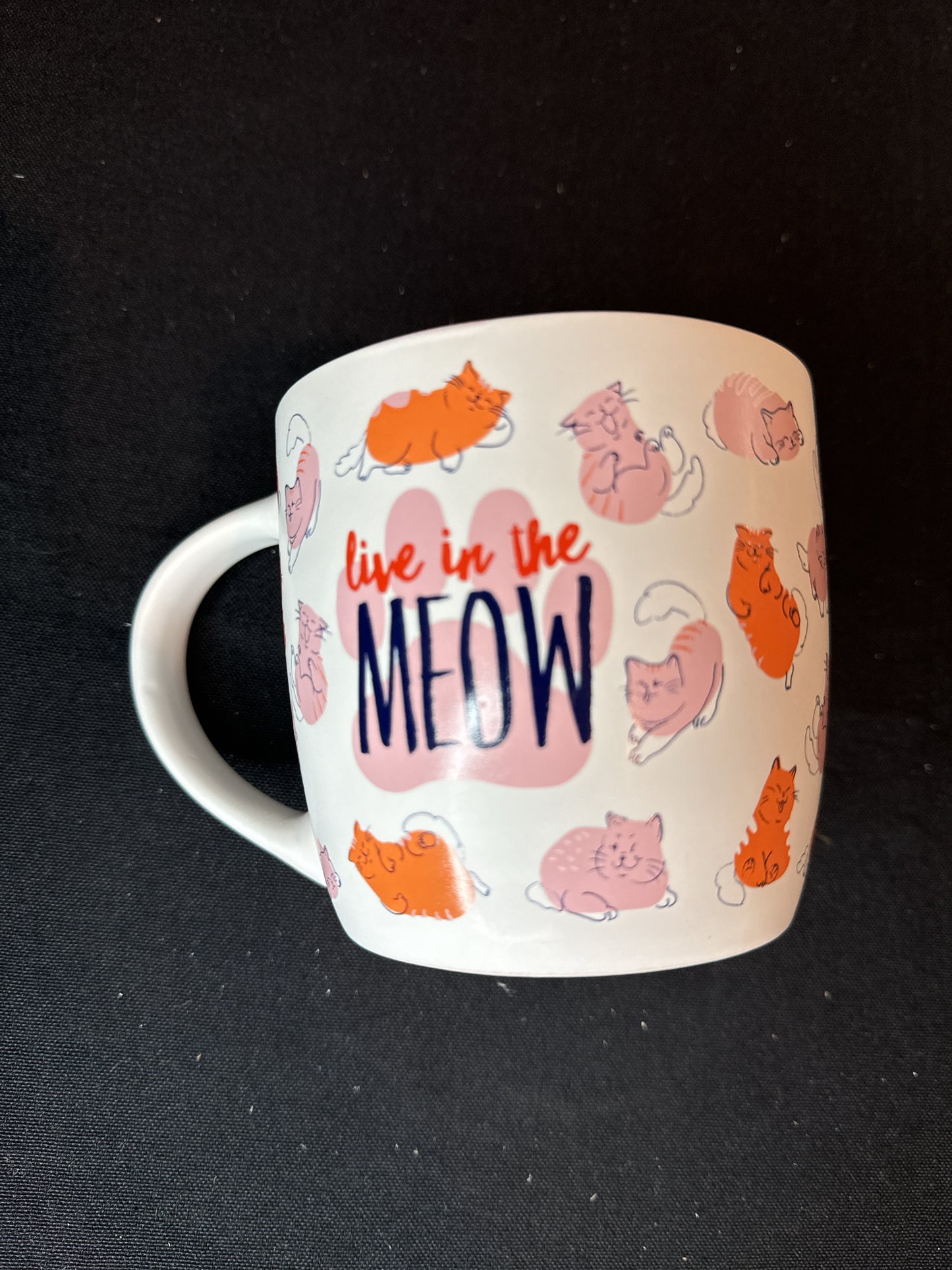 Pink Cats "Live in the Meow" Coffee Mug/Cup w/ Pink Interior & Yarn Design. 4" Tall New