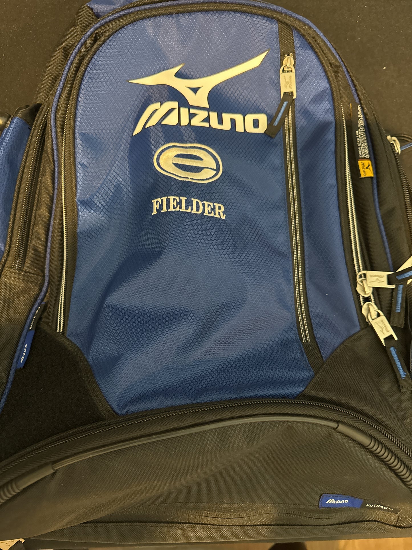Mizuno Organizer Bat Pack Backpack 2 Bat Sleeves w/ Adjustable Straps Embroidered