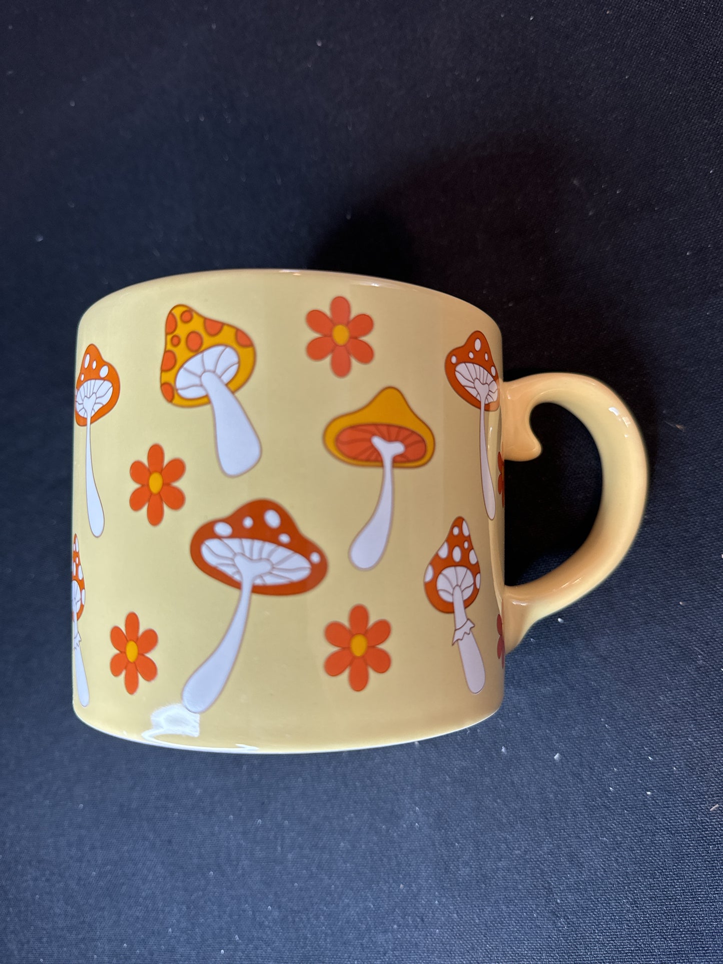 Yellow Mushroom Coffee Mug/Cup w/ Orange Interior 3.75" Tall New Inventory