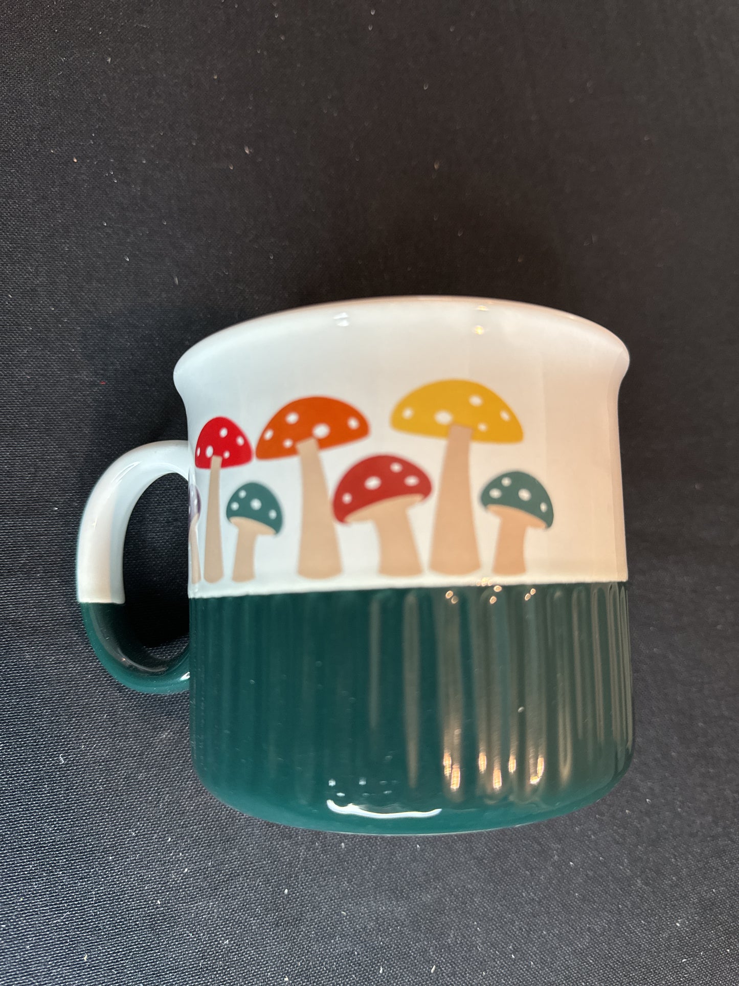 Green Mushroom Coffee Mug/Cup w/ Green Interior 3.75" Tall New Inventory