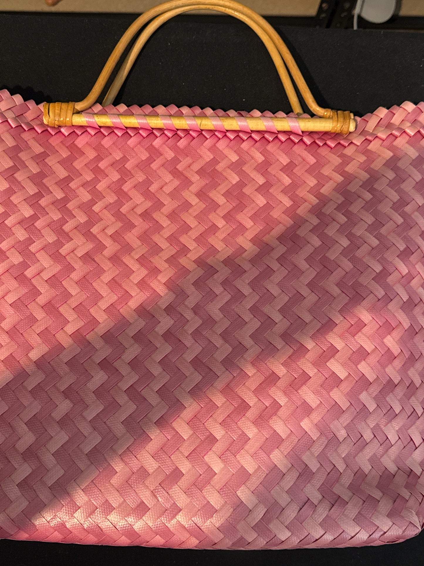 Cappelli Woven Bamboo Tote Bag 17" x 14" w/ Sandals Tag LIke New Condition