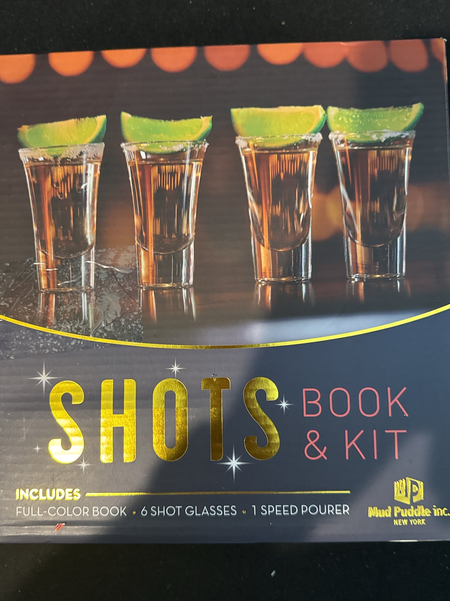 Shots Book & Kit 6 Shot Glasses & Speed Pourer New in Box
