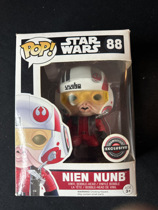 Funko Pop! Star Wars Nien Nunb Bobble Head #88 New in Box GameStop Exclusive