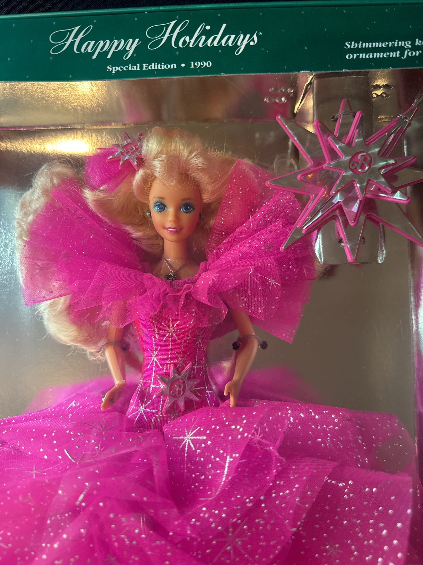 Barbie Happy Holidays 1990 Mattel with Keepsake Ornament New in Box