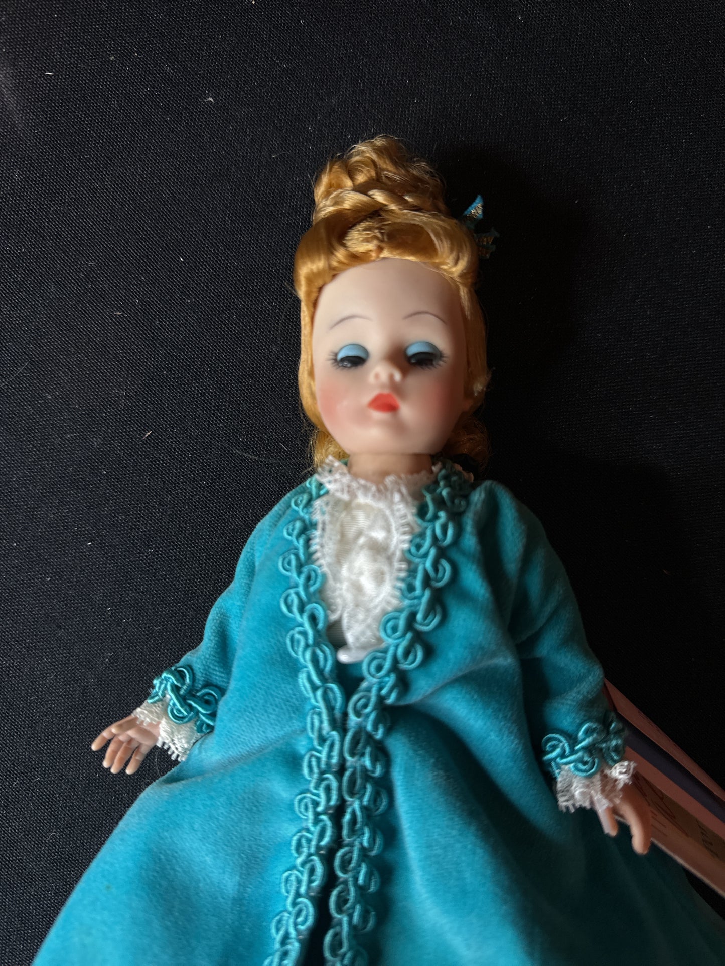 Madame Alexander Portrettes Violetta Blue Dress 10" Doll No Box