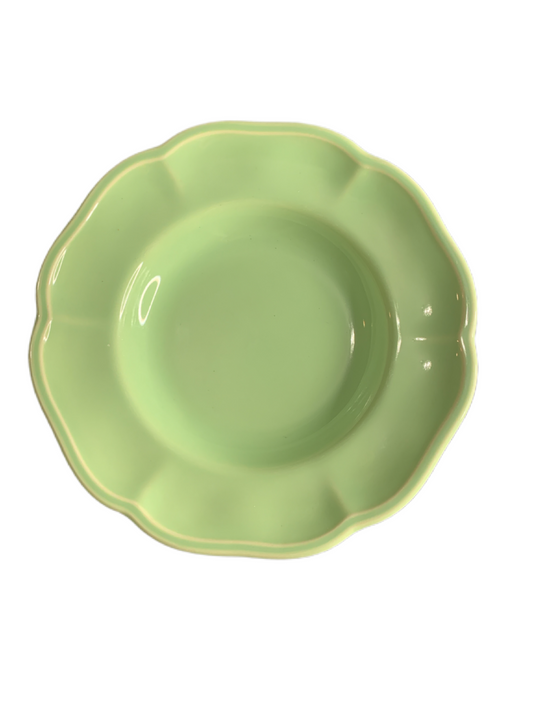 Tabletops Unlimited Dinner Plates (2) and Soup Bowls (4)