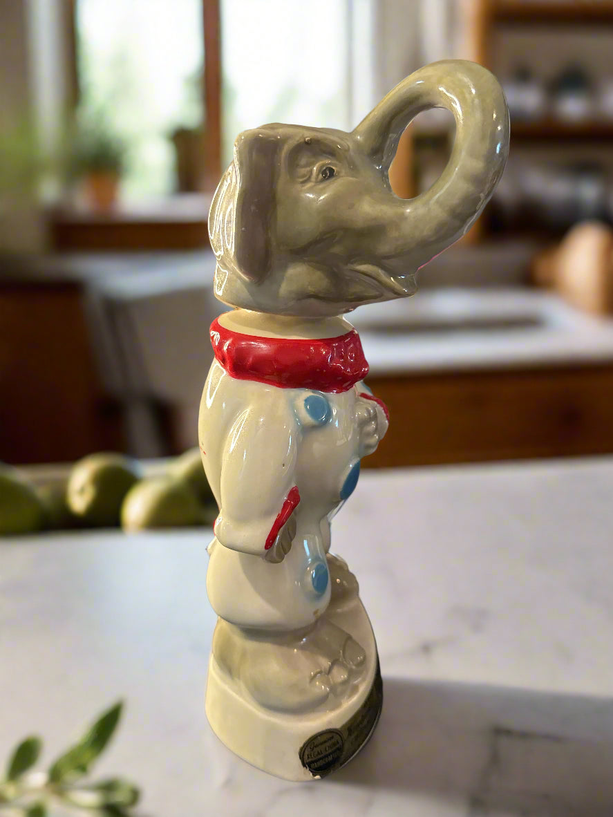 Vintage 1968 Jim Beam's Trophy Kentucky Bourbon Whiskey Decanter Circus Elephant