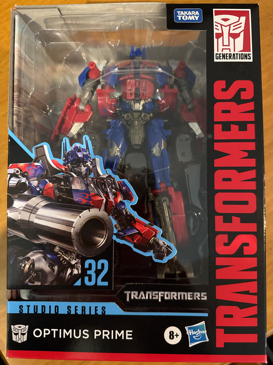 Transformers Studio Series SS 32 Voyager Optimus Prime Action Figure New in Box