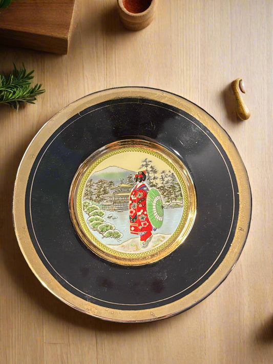 The Art of Chokin Black Plate 24Kt Gold Japan 7 5/8" Wide Excellent Condition