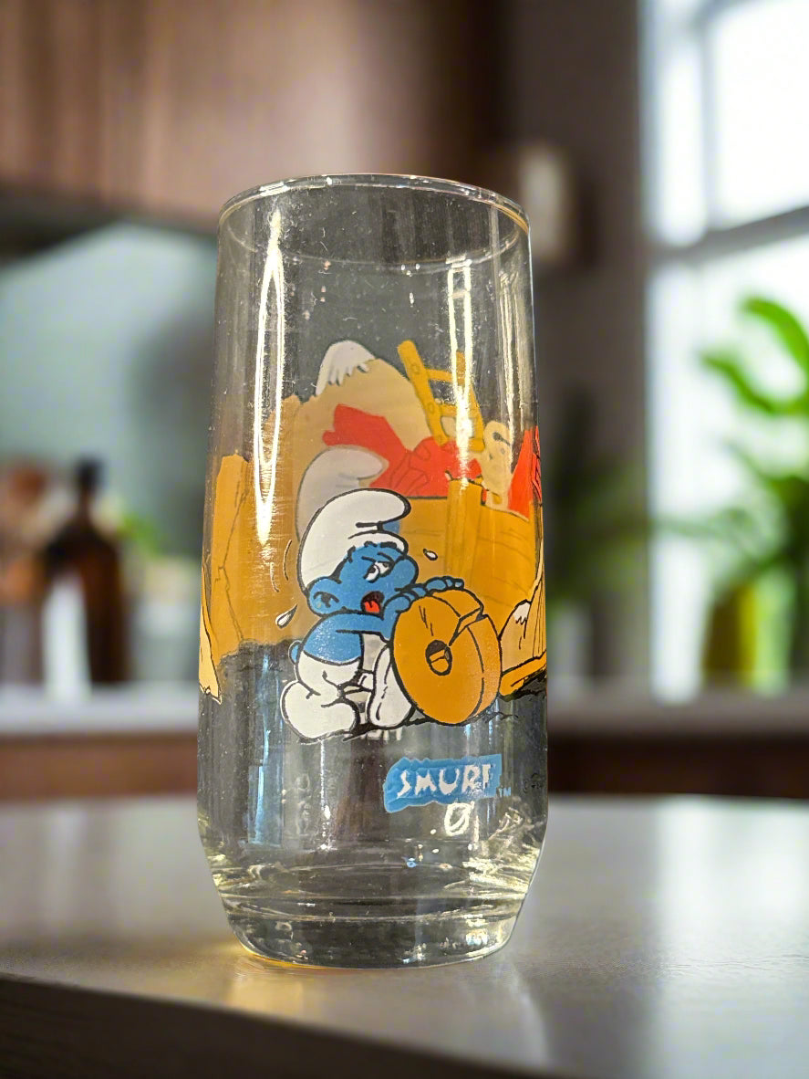 Vintage Peyo 1982 Smurf Glass - Hefty Smurf 6" Tall
