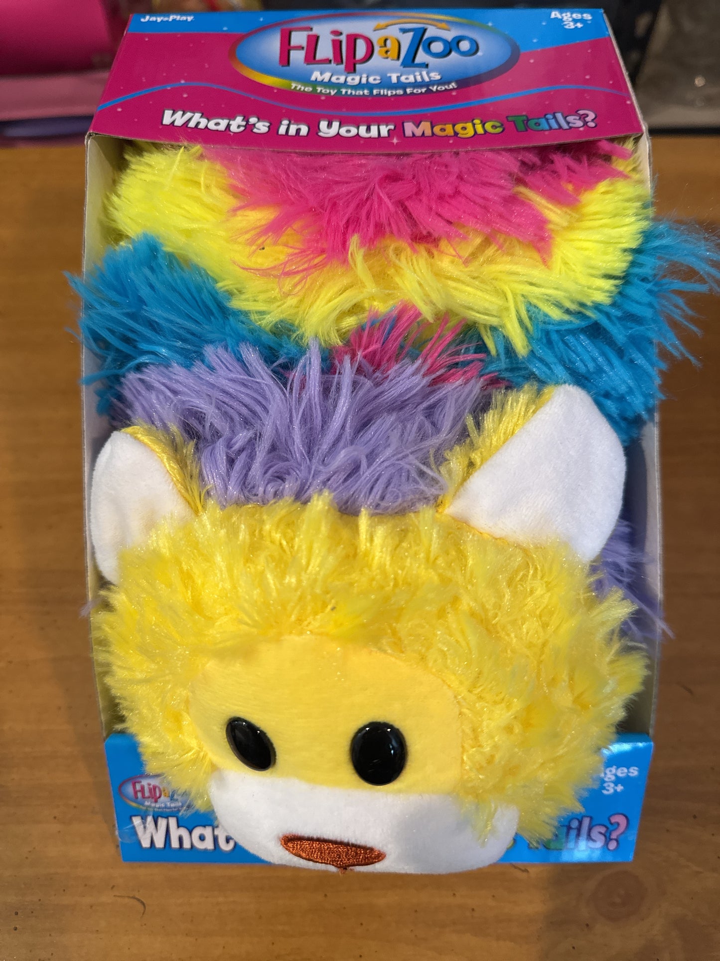 Flip A Zoo Magic Tails Yellow Lion to White Unicorn New in Box