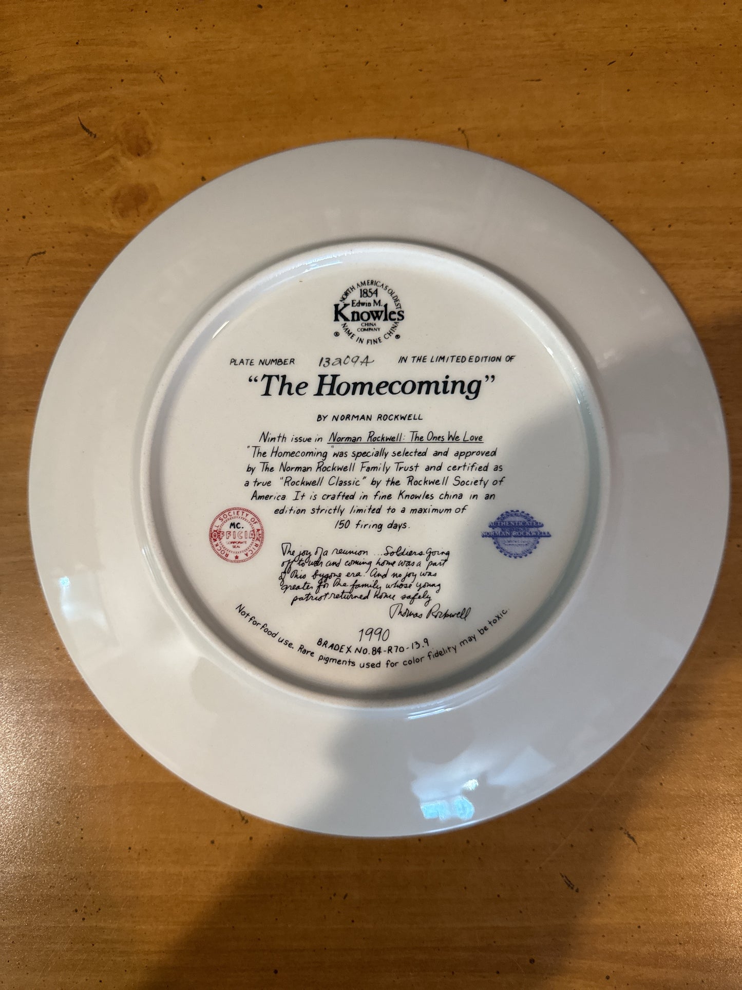 Knowles Norman Rockwell "The Homecoming" Collector's Plate 8.5" Wide Plate # 13209A