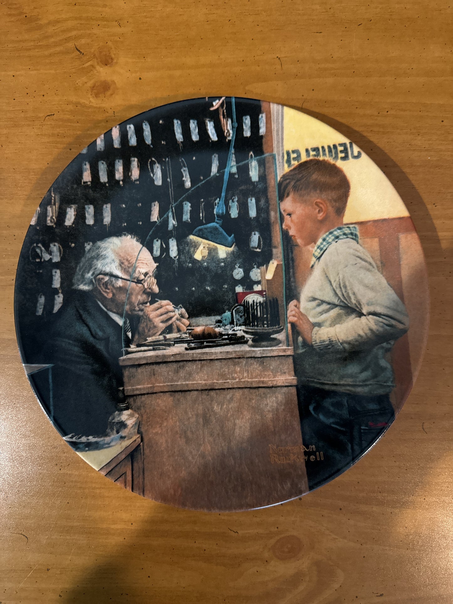 Knowles Norman Rockwell "The Jeweler" Collector's Plate 8.5" Wide Plate # 5692A