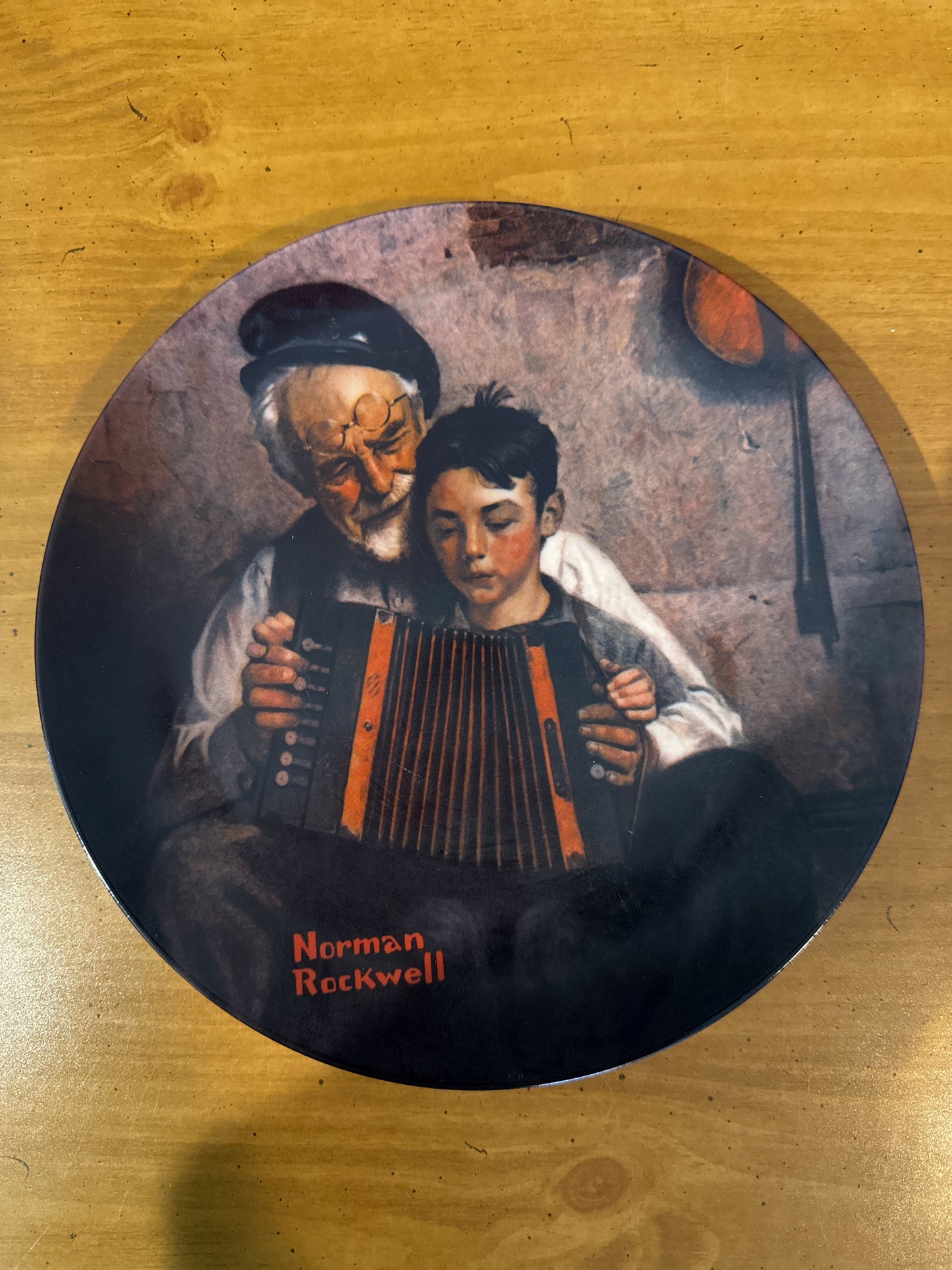 Knowles Norman Rockwell "The Music Maker" Collector's Plate 8.5" Wide Plate # 23928AK