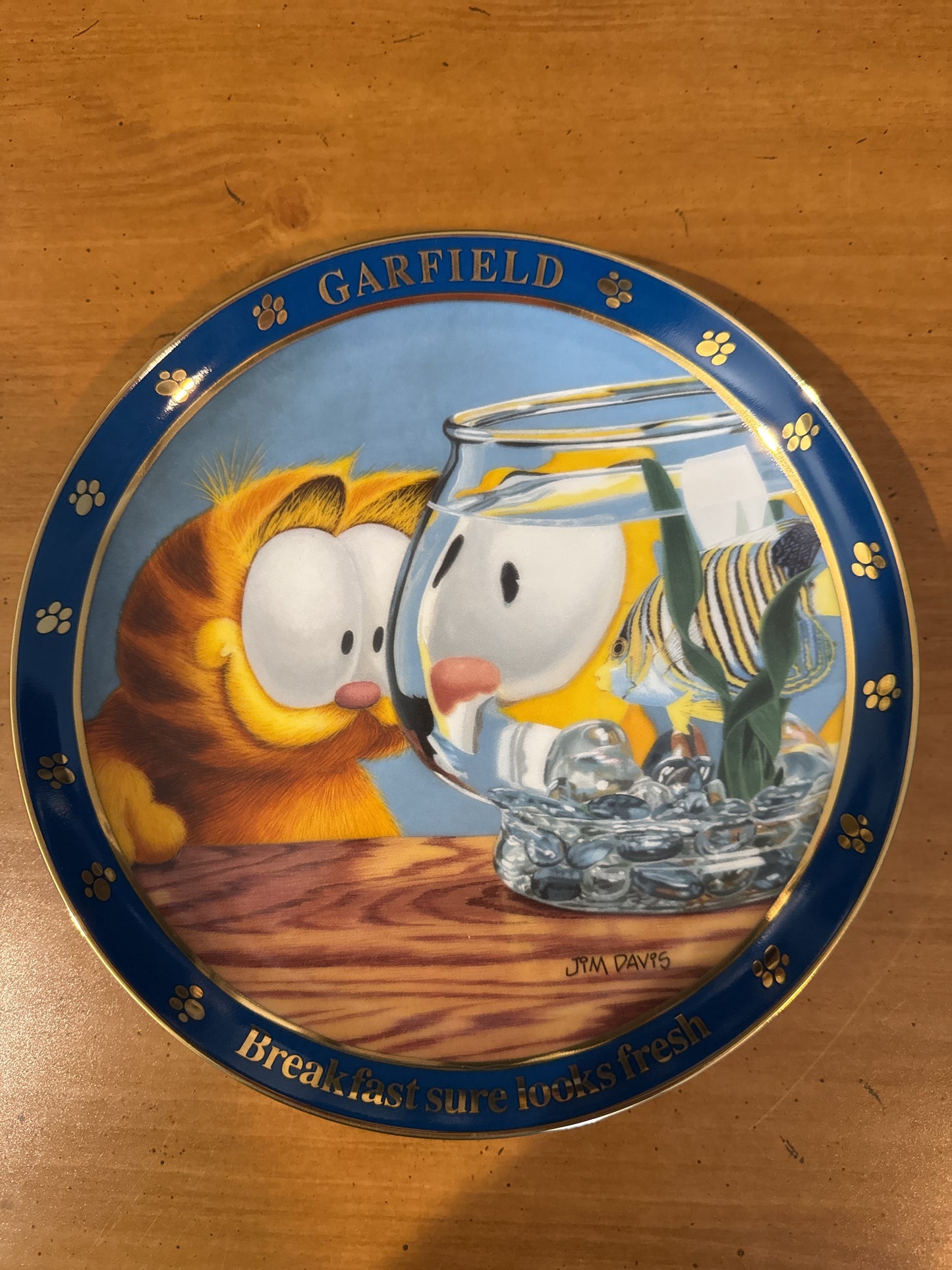 Garfield Collector's Plate by Danbury Mint "Breakfast Sure Looks Fresh" 8.25" Wide Plate #I1886 Jim Davis