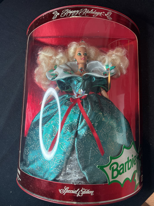 Barbie Happy Holidays Special Edition 1995 Mattel New in Box