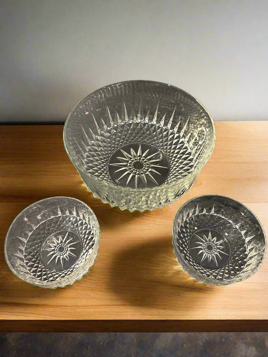 Arcoroc USA 9" Glass Salad Bowl & 2 Individual 5" Glass Bowls Diamond Diamant Pattern